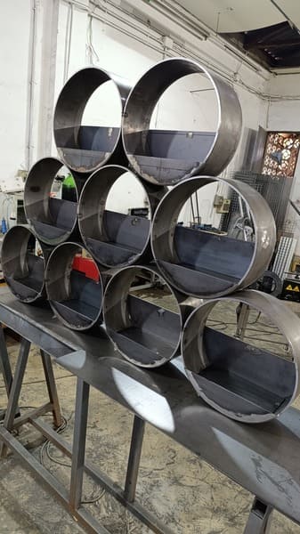 Diseño personalizado estructura círculos vista lateral